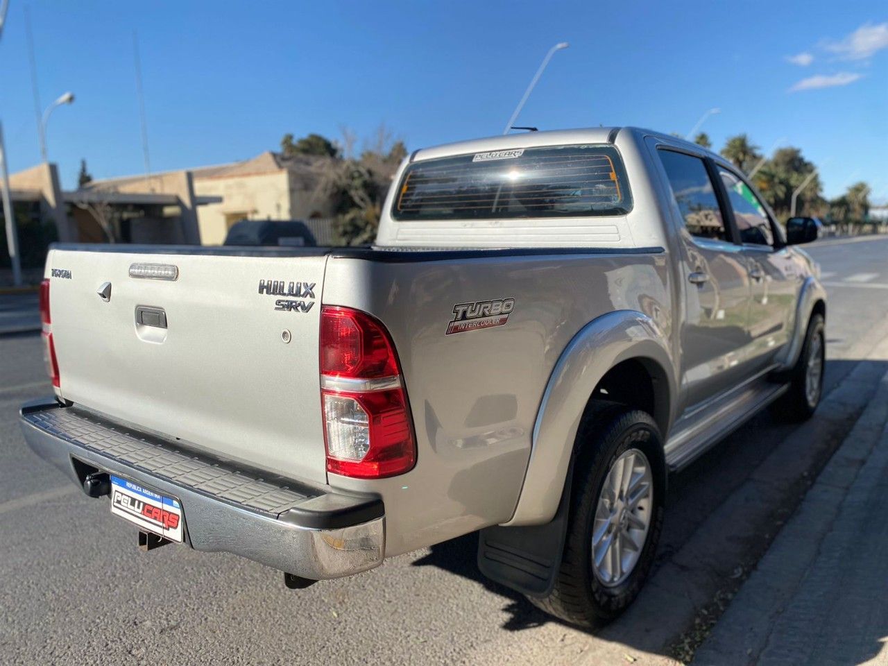 Toyota Hilux Usada en San Juan, deRuedas
