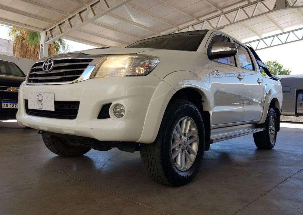 Toyota Hilux Usada en Mendoza, deRuedas