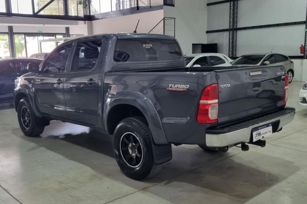 Toyota Hilux Usada en Mendoza, deRuedas