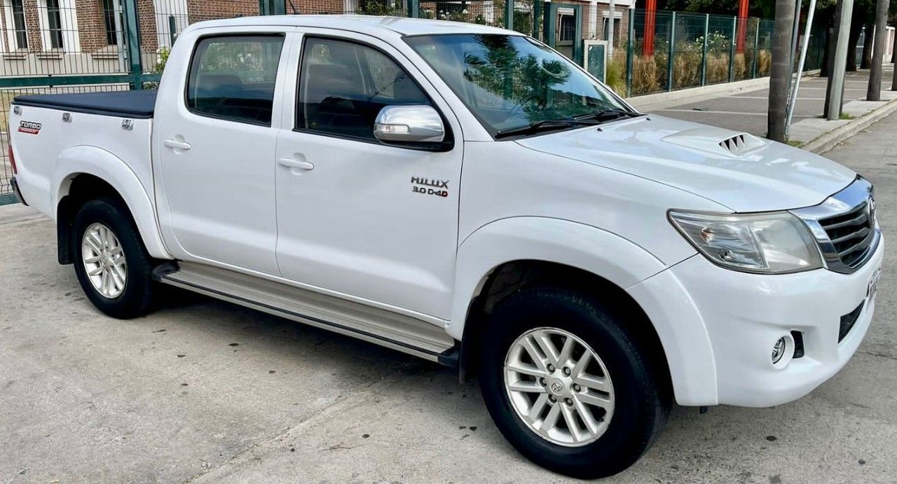 Toyota Hilux Usada en Córdoba, deRuedas