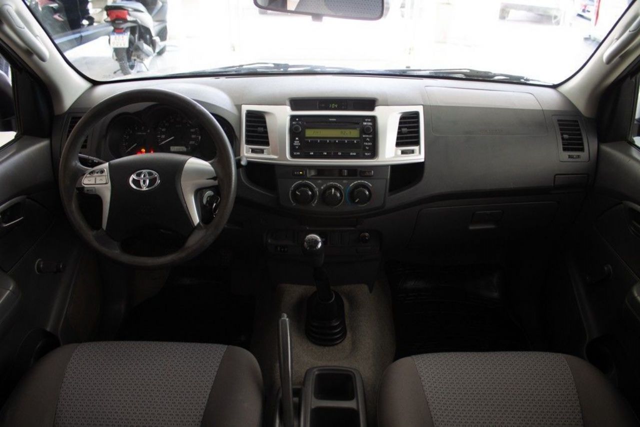 Toyota Hilux Usada en Mendoza, deRuedas
