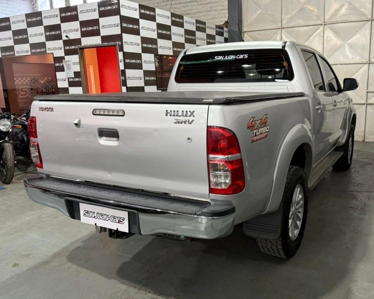 Toyota Hilux Usada en San Juan, deRuedas