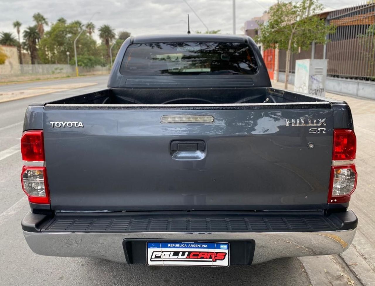 Toyota Hilux Usada en San Juan, deRuedas