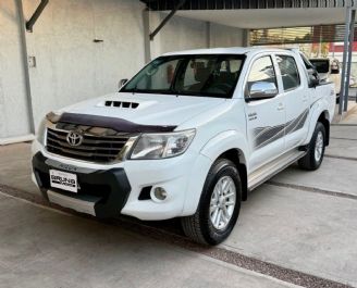 Toyota Hilux Usada en Mendoza Financiado