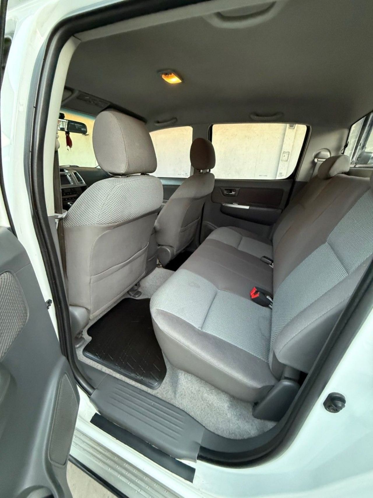 Toyota Hilux Usada Financiado en Mendoza, deRuedas