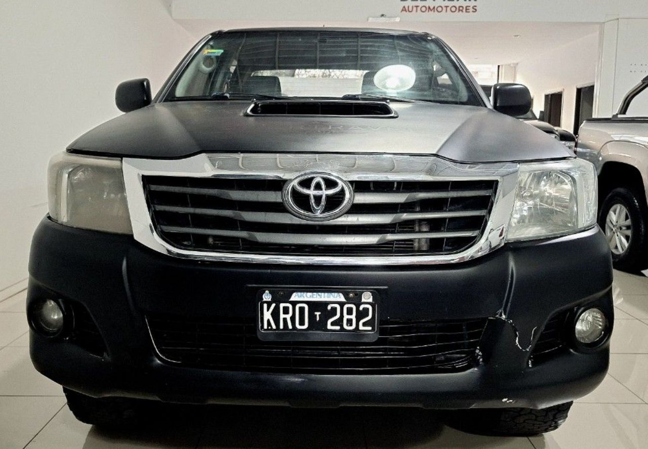 Toyota Hilux Usada Financiado en Mendoza, deRuedas