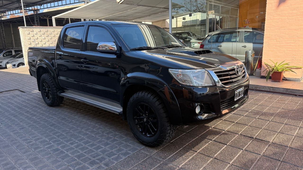 Toyota Hilux Usada Financiado en Mendoza, deRuedas