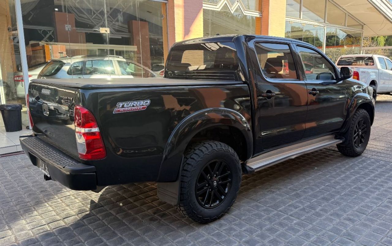 Toyota Hilux Usada Financiado en Mendoza, deRuedas