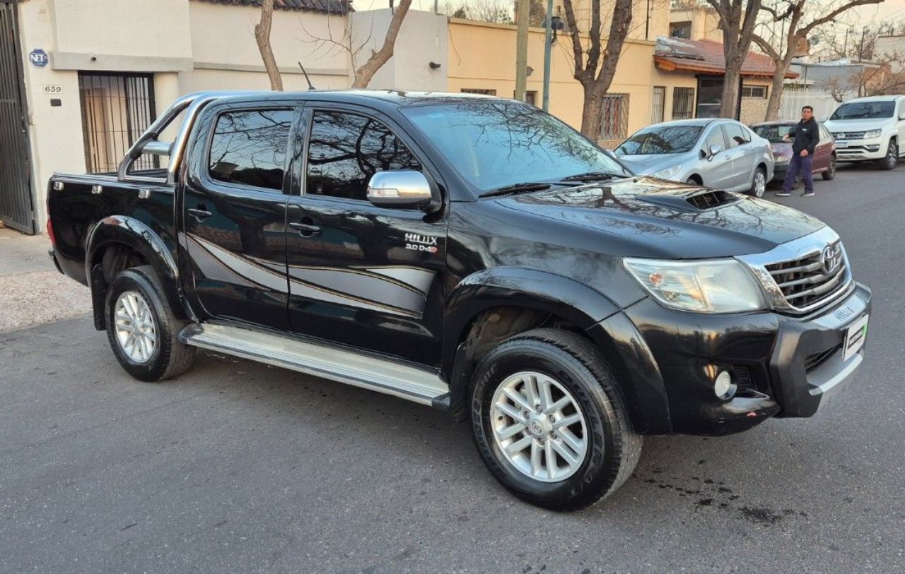 Toyota Hilux Usada en Mendoza, deRuedas