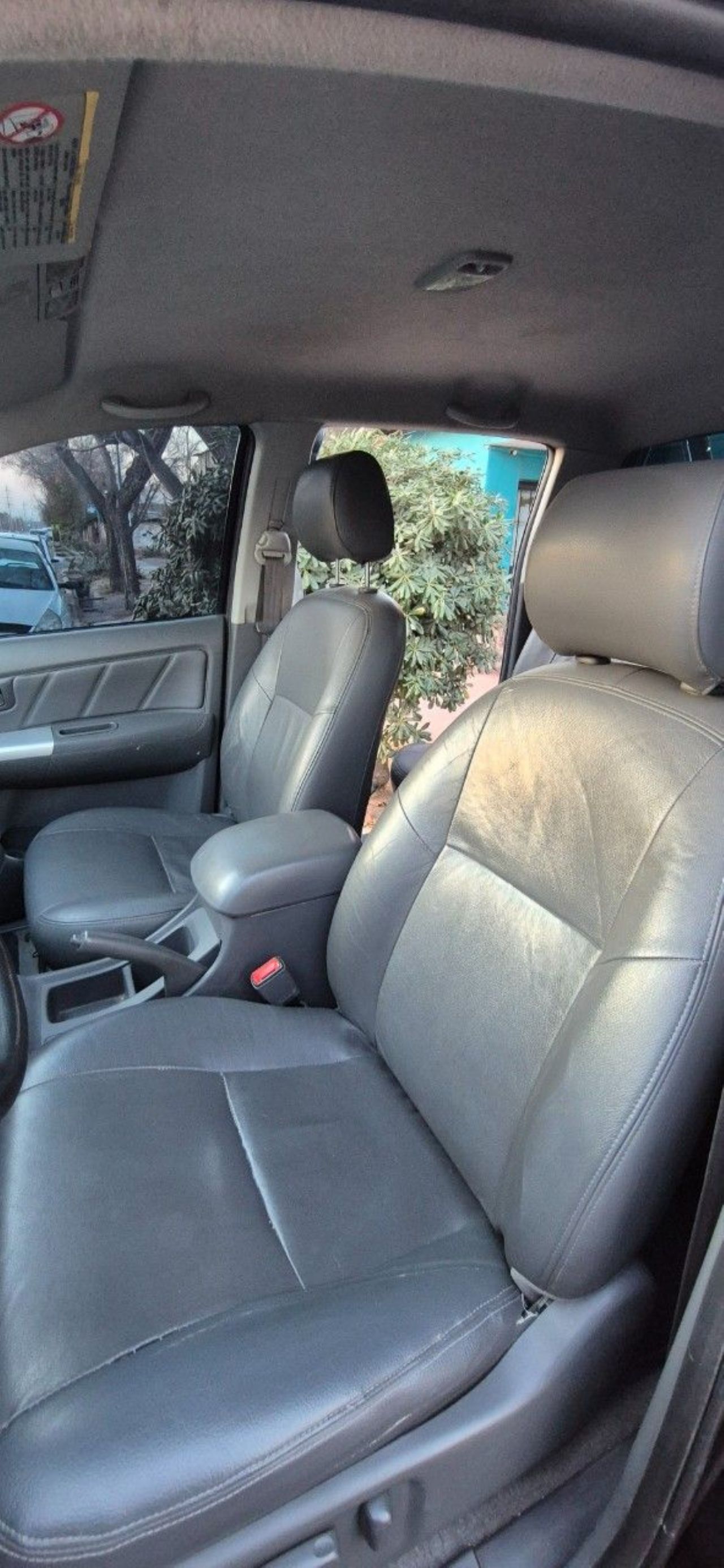 Toyota Hilux Usada en Mendoza, deRuedas