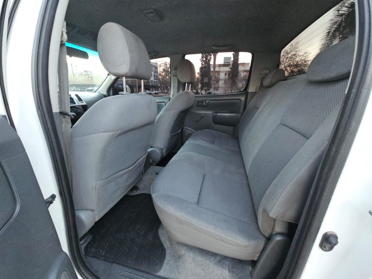 Toyota Hilux Usada en Mendoza, deRuedas