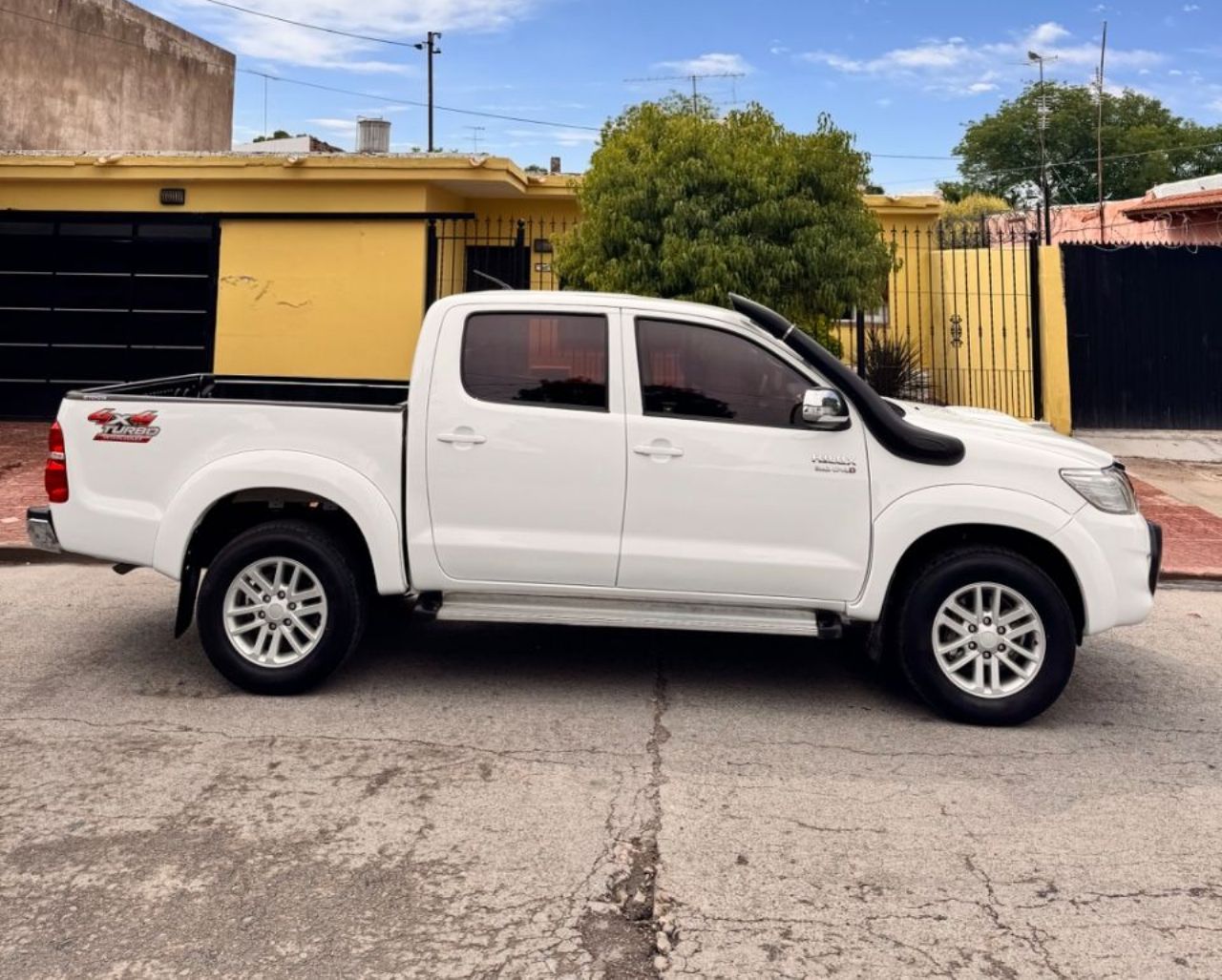 Toyota Hilux Usada en Mendoza, deRuedas