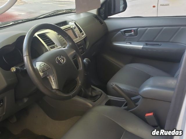 Toyota Hilux Usada en Mendoza, deRuedas