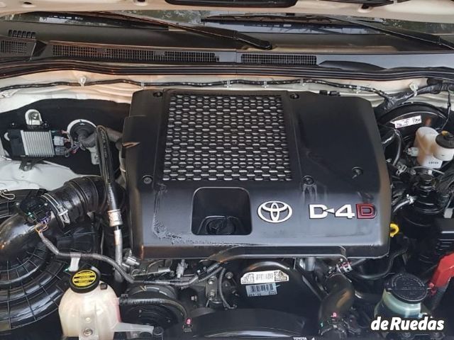 Toyota Hilux Usada en Mendoza, deRuedas