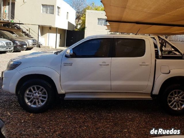 Toyota Hilux Usada en Mendoza, deRuedas