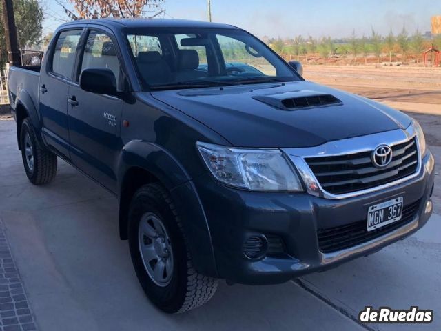 Toyota Hilux Usada en Mendoza, deRuedas