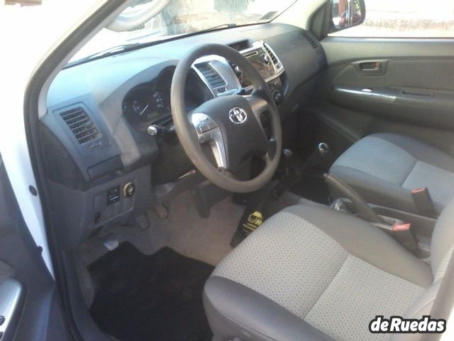 Toyota Hilux Usada en Mendoza, deRuedas