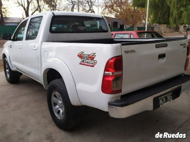 Toyota Hilux Usada en Mendoza, deRuedas