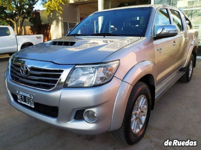 Toyota Hilux Usada en Mendoza, deRuedas