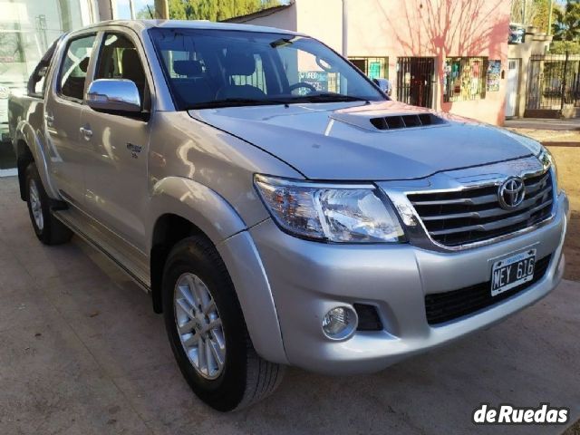 Toyota Hilux Usada en Mendoza, deRuedas