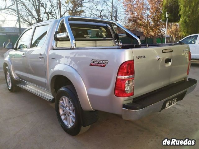 Toyota Hilux Usada en Mendoza, deRuedas