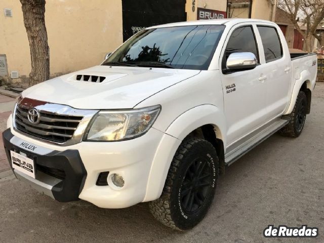 Toyota Hilux Usada en Mendoza, deRuedas