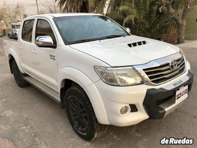 Toyota Hilux Usada en Mendoza, deRuedas