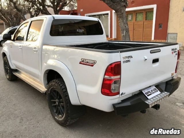 Toyota Hilux Usada en Mendoza, deRuedas