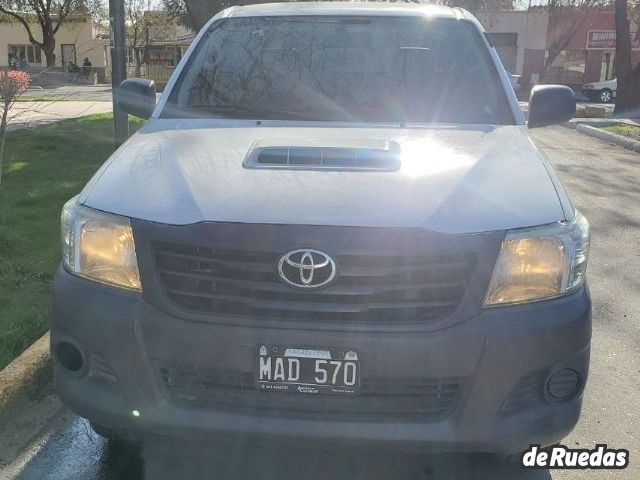 Toyota Hilux Usada en Mendoza, deRuedas