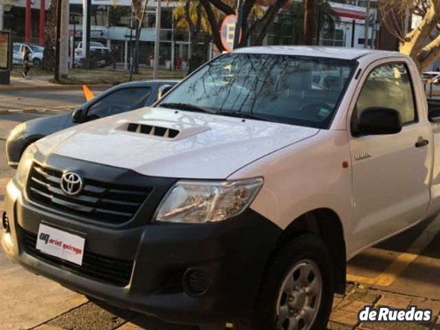 Toyota Hilux Usada en Mendoza, deRuedas