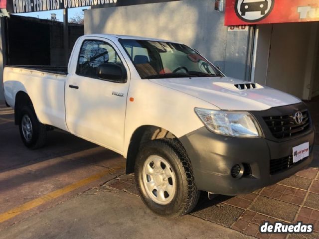 Toyota Hilux Usada en Mendoza, deRuedas