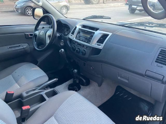 Toyota Hilux Usada en Mendoza, deRuedas