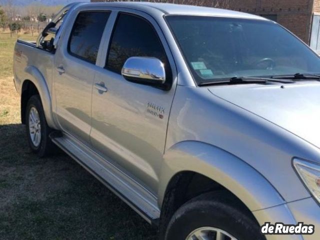 Toyota Hilux Usada en Mendoza, deRuedas