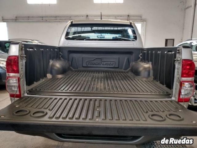 Toyota Hilux Usada en Mendoza, deRuedas