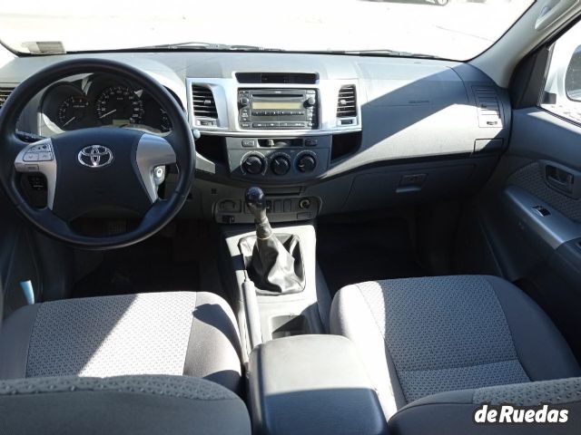 Toyota Hilux Usada en Mendoza, deRuedas