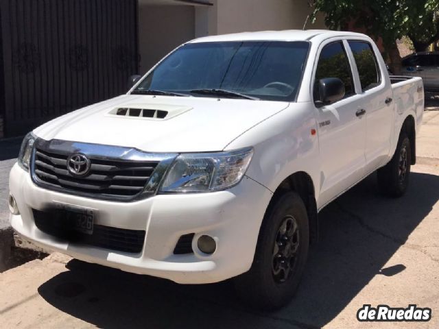 Toyota Hilux Usada en Mendoza, deRuedas