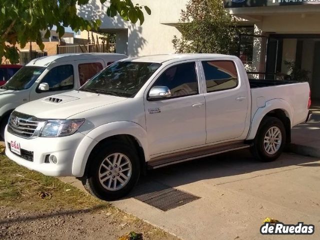 Toyota Hilux Usada en Mendoza, deRuedas