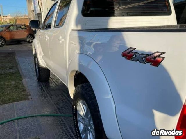 Toyota Hilux Usada en San Juan, deRuedas