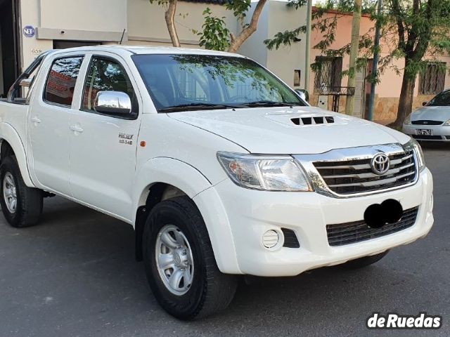 Toyota Hilux Usada en Mendoza, deRuedas