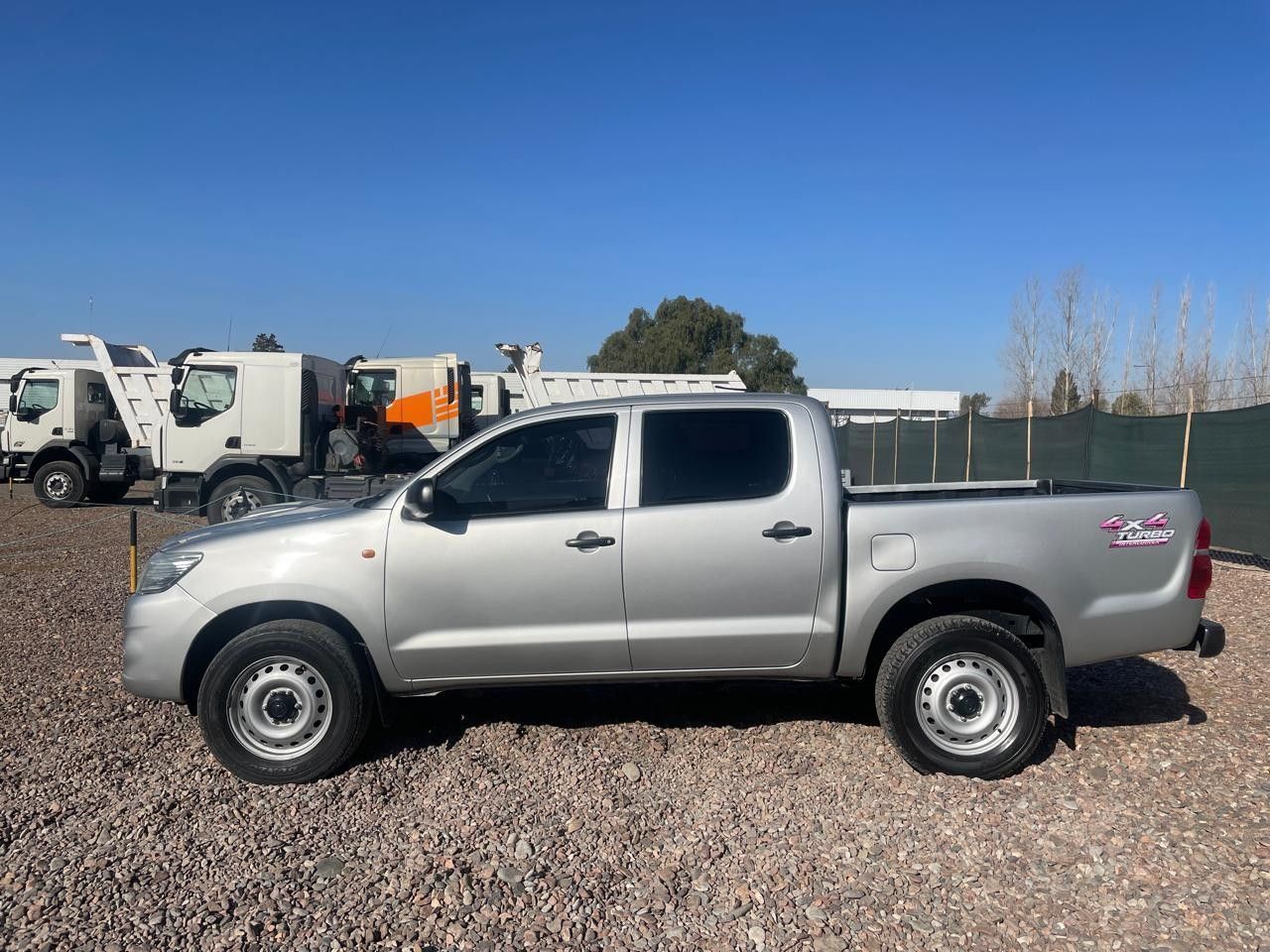 Toyota Hilux Usada en Mendoza, deRuedas
