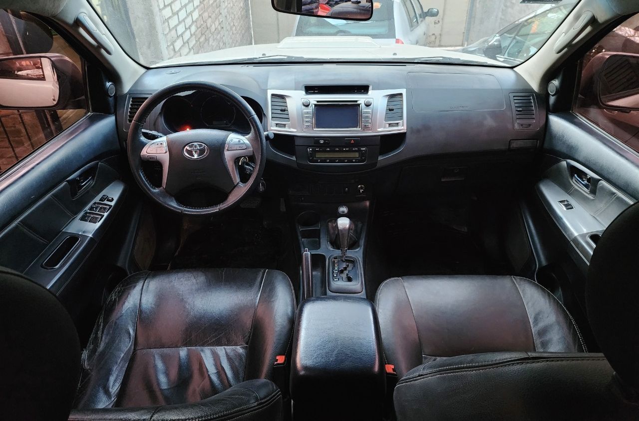 Toyota Hilux Usada en Mendoza, deRuedas