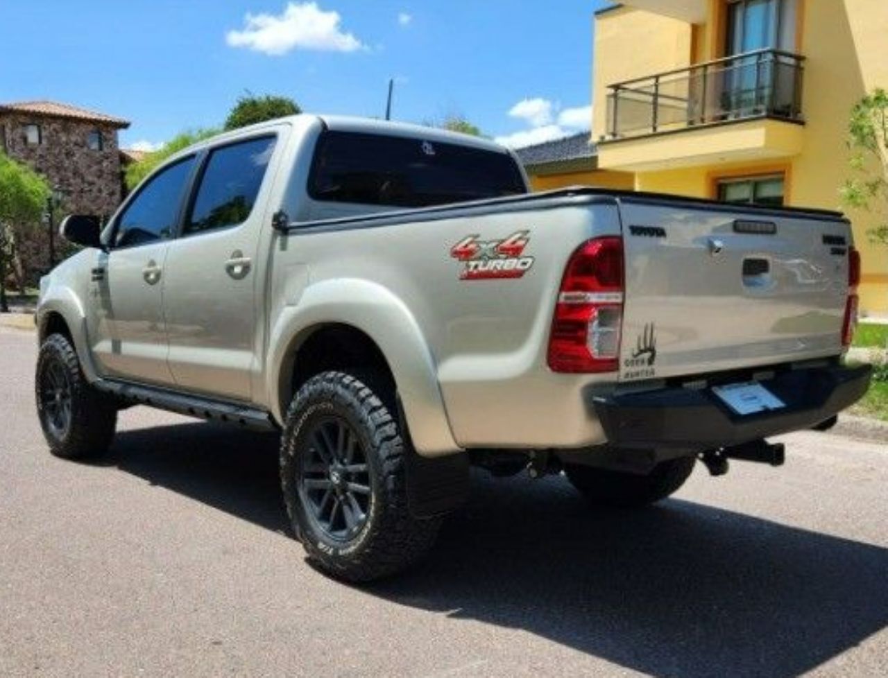 Toyota Hilux Usada en Mendoza, deRuedas