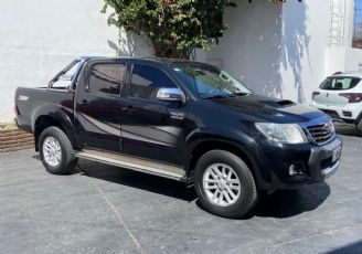 Toyota Hilux Usada en Córdoba Financiado