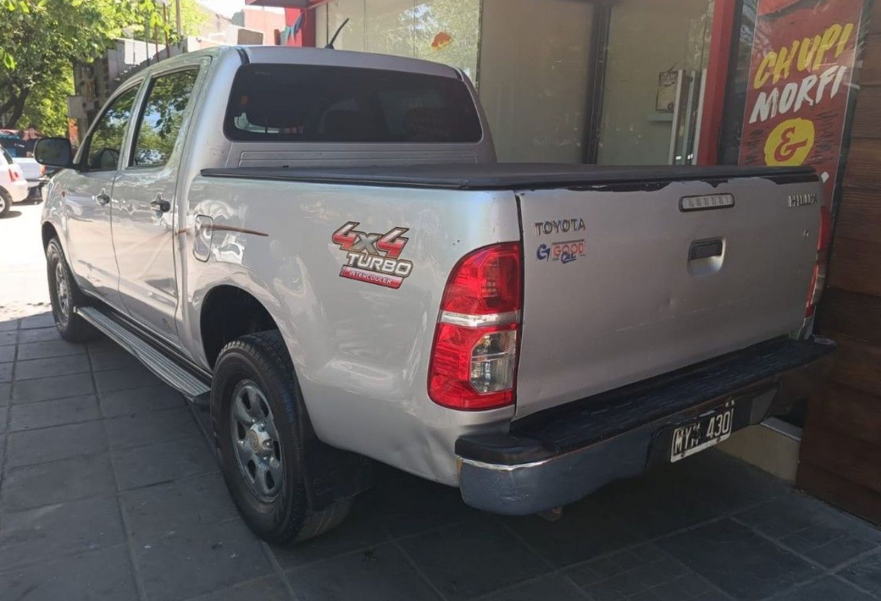 Toyota Hilux Usada en Mendoza, deRuedas
