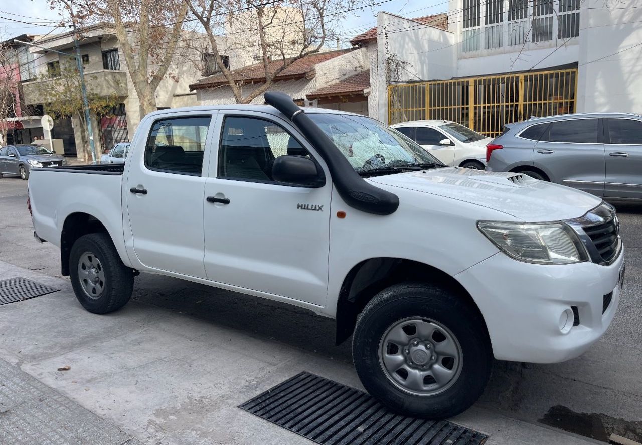 Toyota Hilux Usada en Mendoza, deRuedas