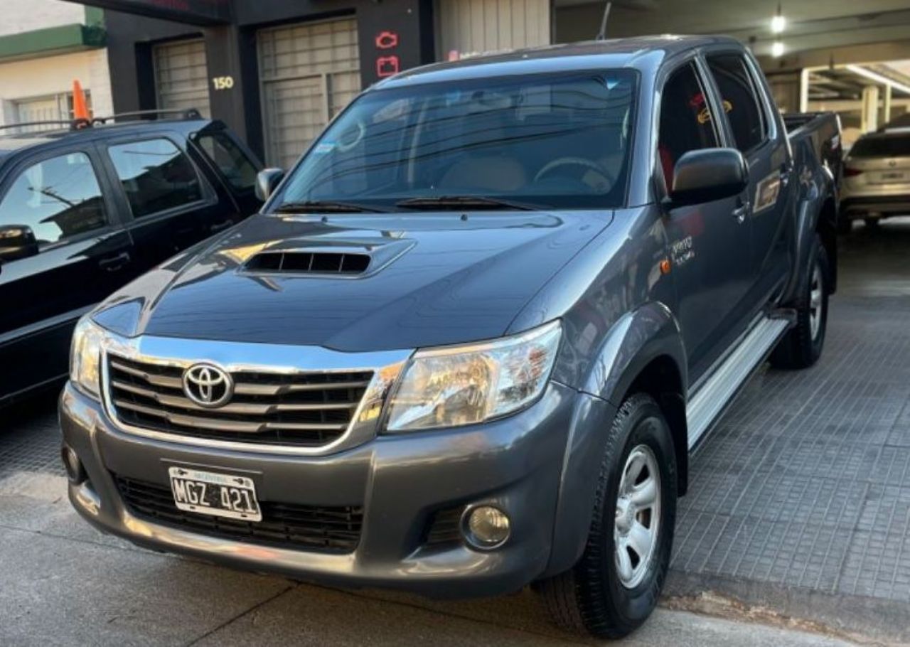 Toyota Hilux Usada en Mendoza, deRuedas