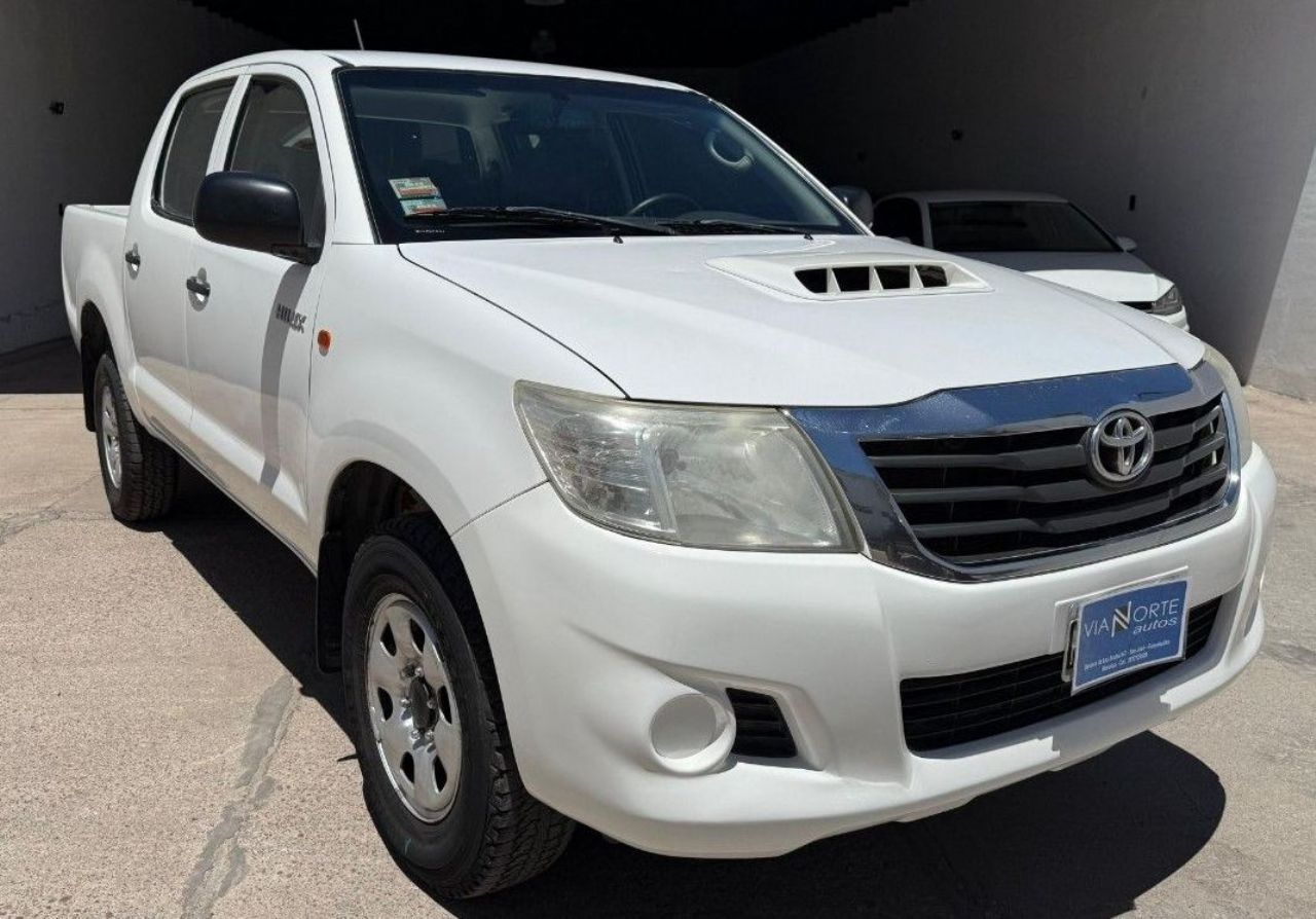 Toyota Hilux Usada Financiado en Mendoza, deRuedas