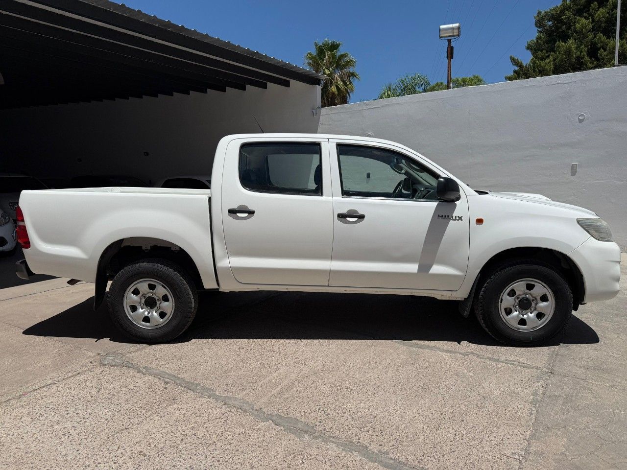 Toyota Hilux Usada Financiado en Mendoza, deRuedas