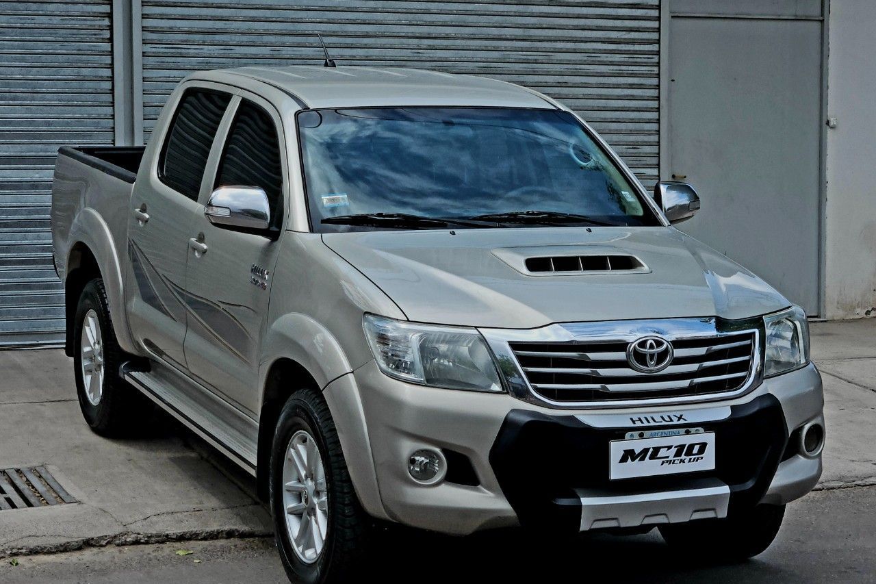 Toyota Hilux Usada Financiado en Mendoza, deRuedas