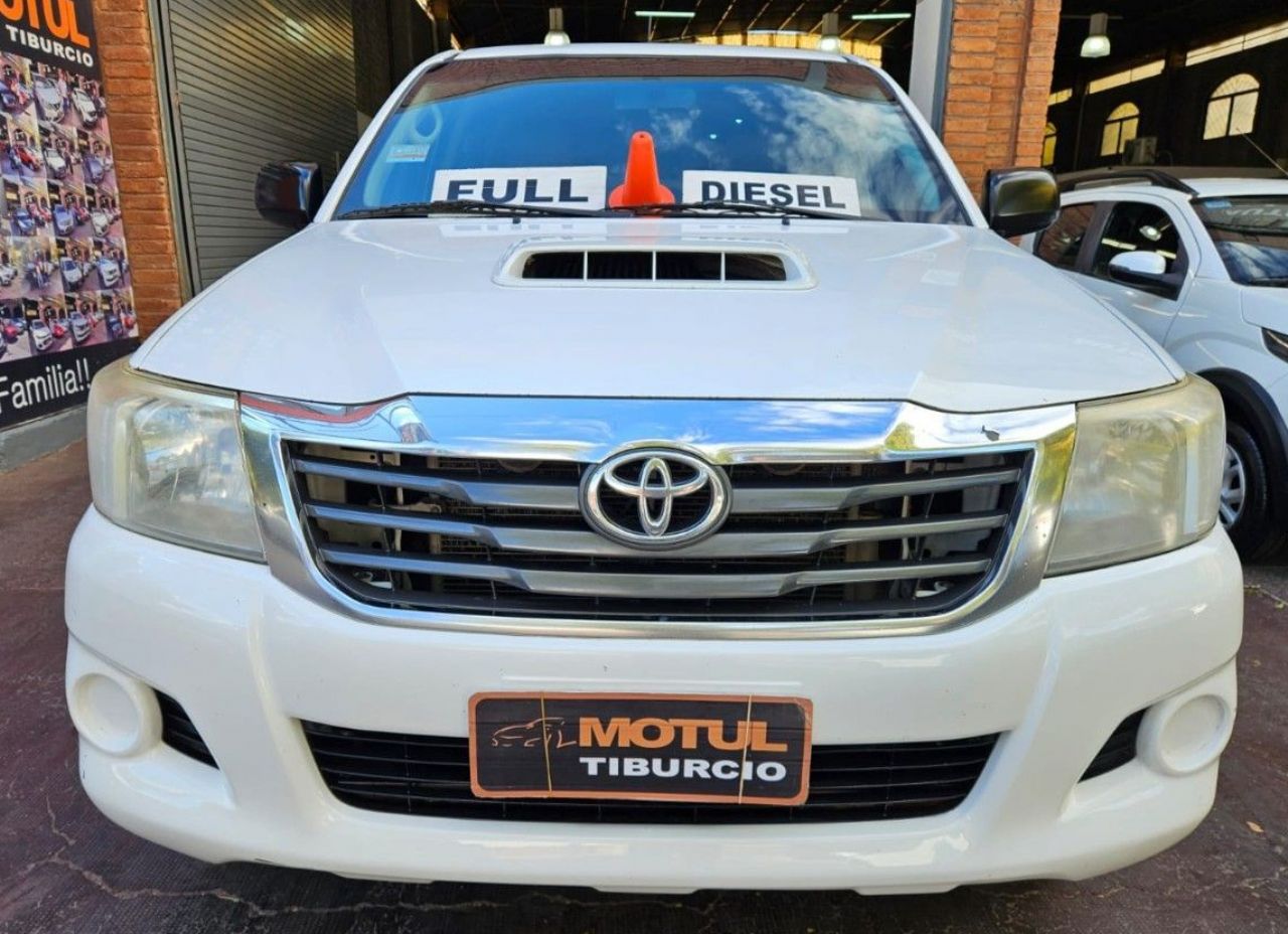 Toyota Hilux Usada en Mendoza, deRuedas